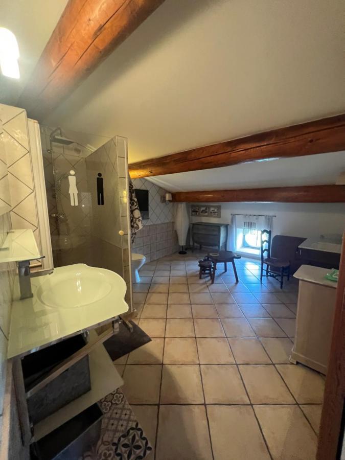 Maison D'Hotes Le Mas De Lila Vers Pont du Gard Kültér fotó